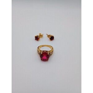 Vintage RSC Cocktail Ring With Matching 925 Gold Plated Stud Earrings - Red/Pink